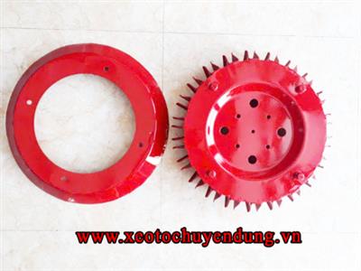 Mâm chổi xe quét đường