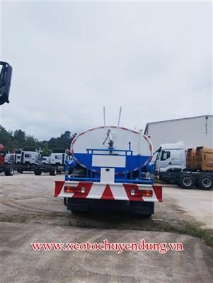 Xe phun nước rửa đường 14 khối Chenglong nhập khẩu 2