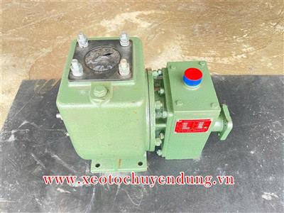 bom-nuoc-40m3-lap-cho-xe-rua-duong
