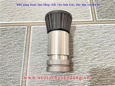 dau-sung-phun-nuoc-xe-rua-duong-tuoi-cay
