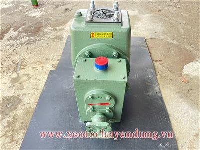 may-bom-nuoc-49m3-lap-cho-xe-phun-nuoc-rua-duong