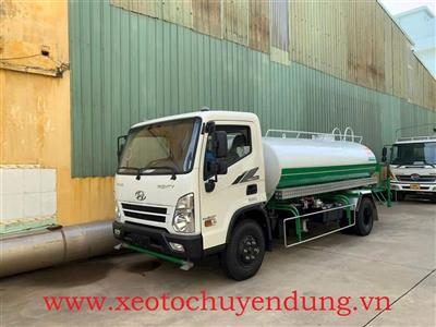 xe-phun-nuoc-rua-duong-7-khoi-hyundai