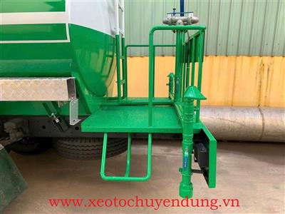 xe-tec-nuoc-7-khoi-hyundai